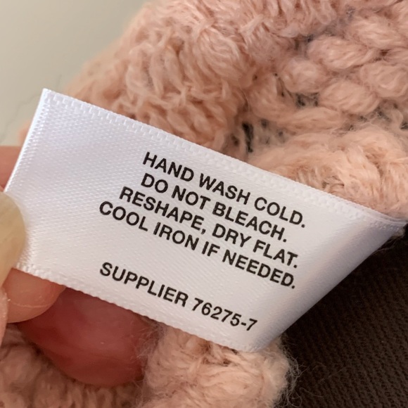 Poncho Shawl - Picture 5 of 8